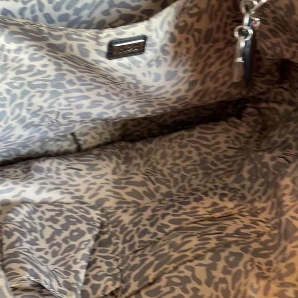 Guess Bag - Picture 3 of 5